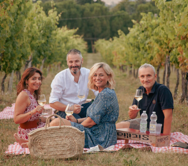 Picnic in Bologna hills